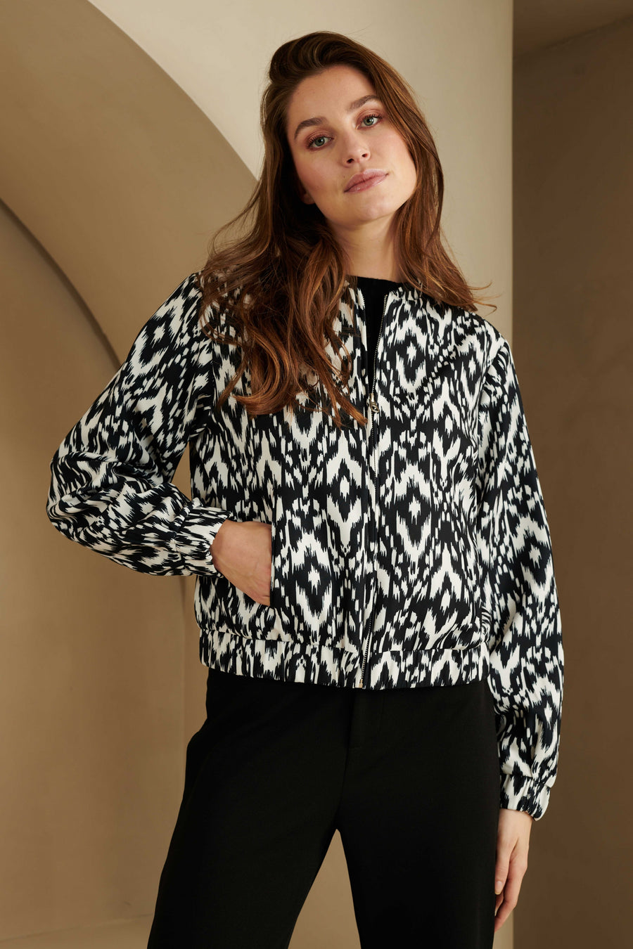 Jacket Zoya | Black / white print